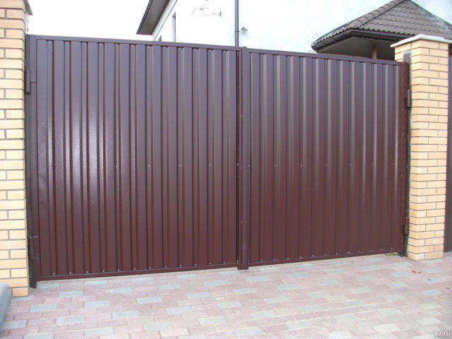 Ворота распашные 1