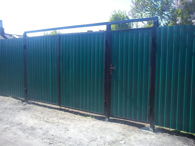 Ворота распашные 2